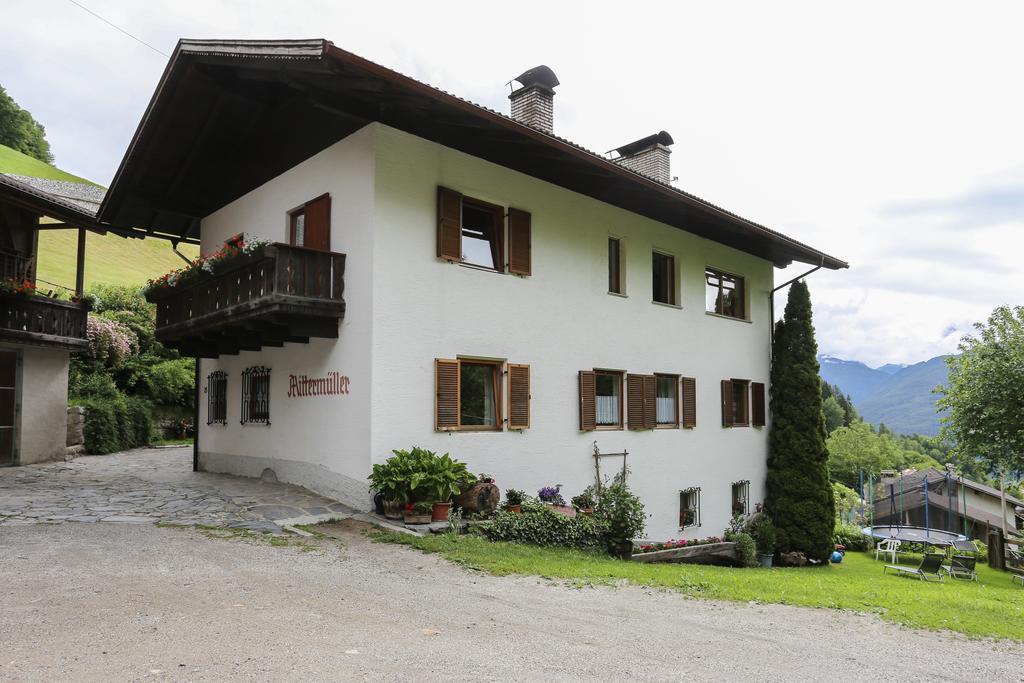 Bauernof Mittermueller Apartman Feldthurns Kültér fotó